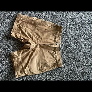 Csg brown short
